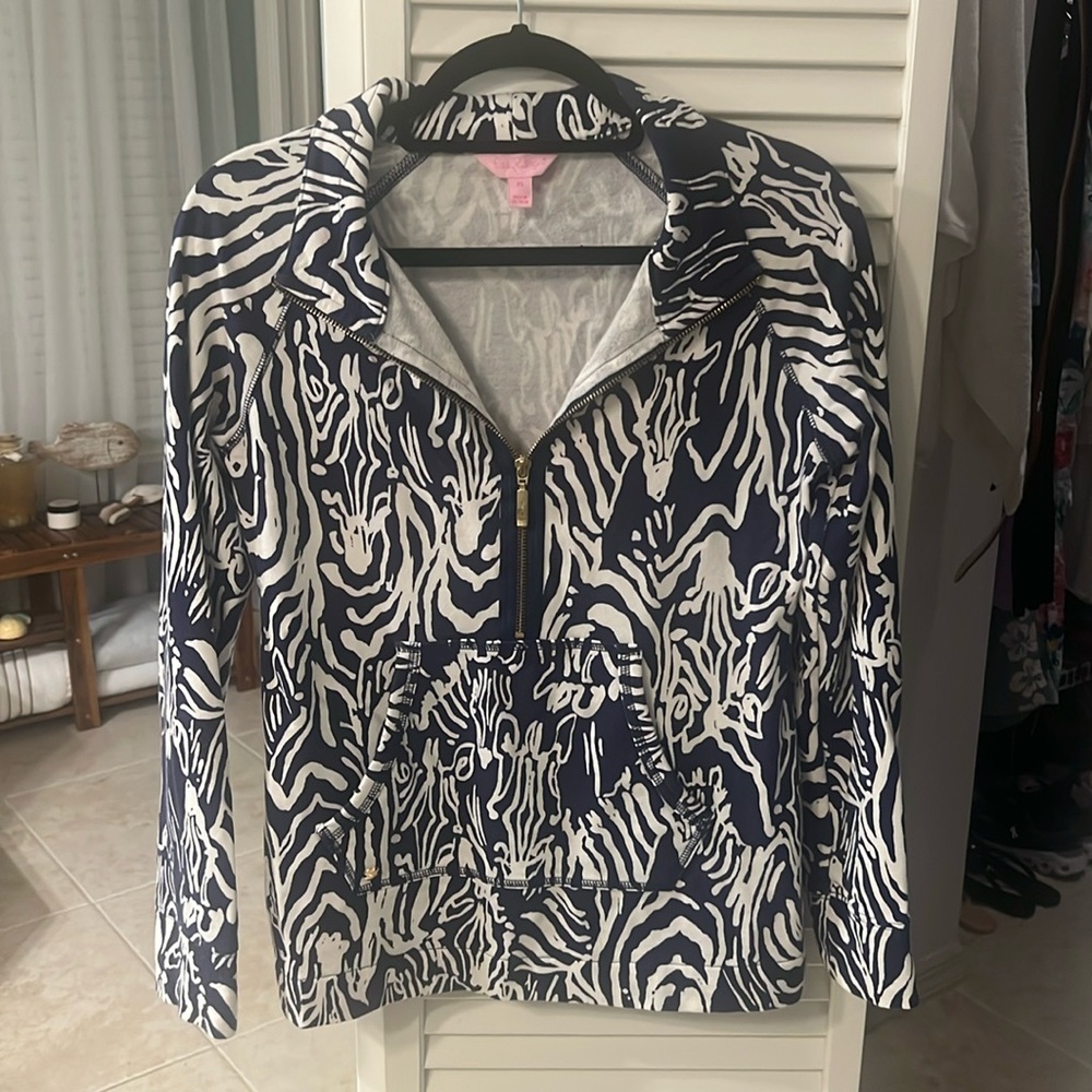 Lilly Pulitzer pull over with gold zip, XS navy and white